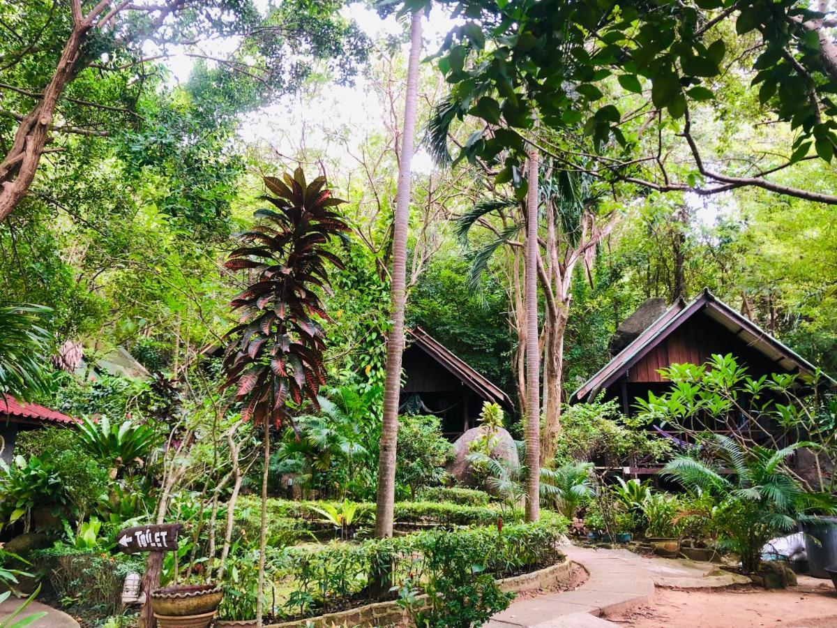 Hôtel Bambu Huts à Baan Tai Extérieur photo